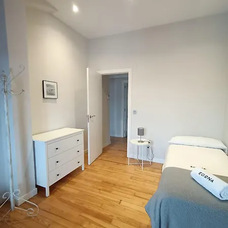 Egona - Apartamento En El Centro A 500Mts De La Playa Her2 Zarautz Exterior foto